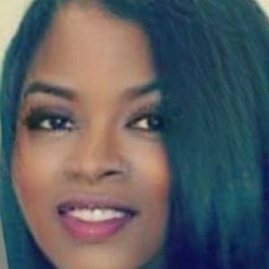 Meet your Posher, Elder helen